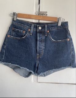 (Category: ) located in . Submitted by shopgood_mnl (Listing ID 1470100483, Image 1). Description: .