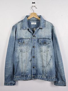 (Category: ) located in . Submitted by adeliavtgstore (Listing ID 1470089877, Image 1). Description: .