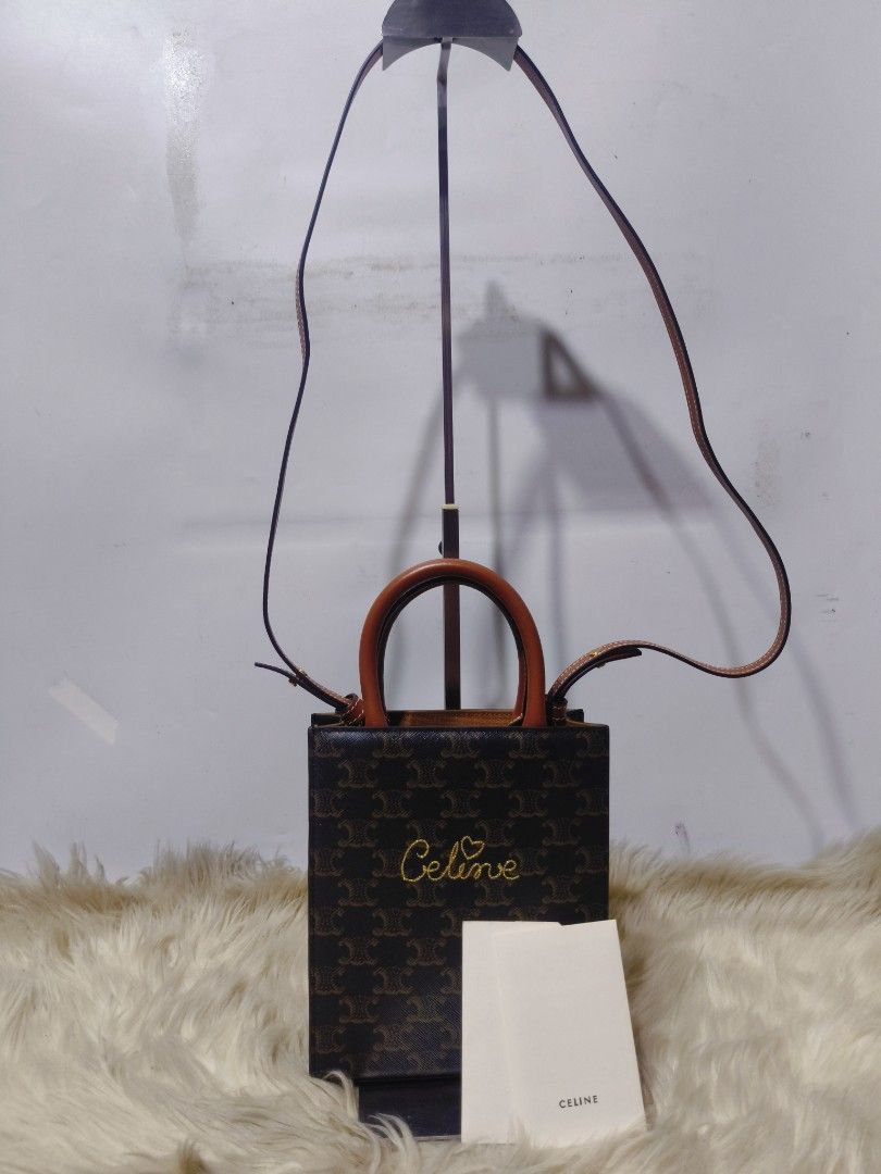 Sale! Céline Triomphe (Category: Shoulder Bags) located in Cabuyao City. Submitted by secondhand.shop.ph (Listing ID 1470122878, Image 2). Description: Sale❗️Sale❗️Sale❗️ CÉLINE almost new coded Small-Medium Genuine leather trim 📌First to pay!.