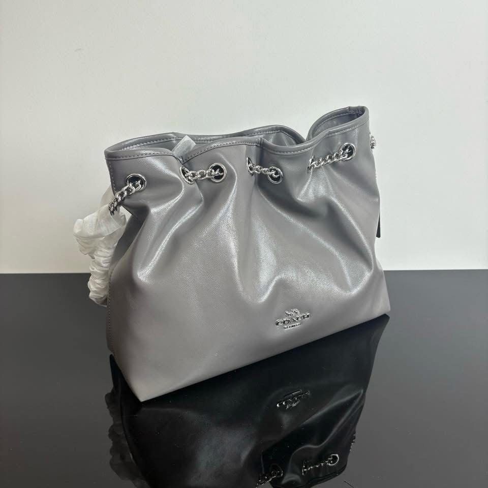 ‼️SALE‼️ Coach Evelyn Medium (Category: Shoulder Bags) located in Binan City. Submitted by pinkykeenshop (Listing ID 1470105082, Image 2). Description: .