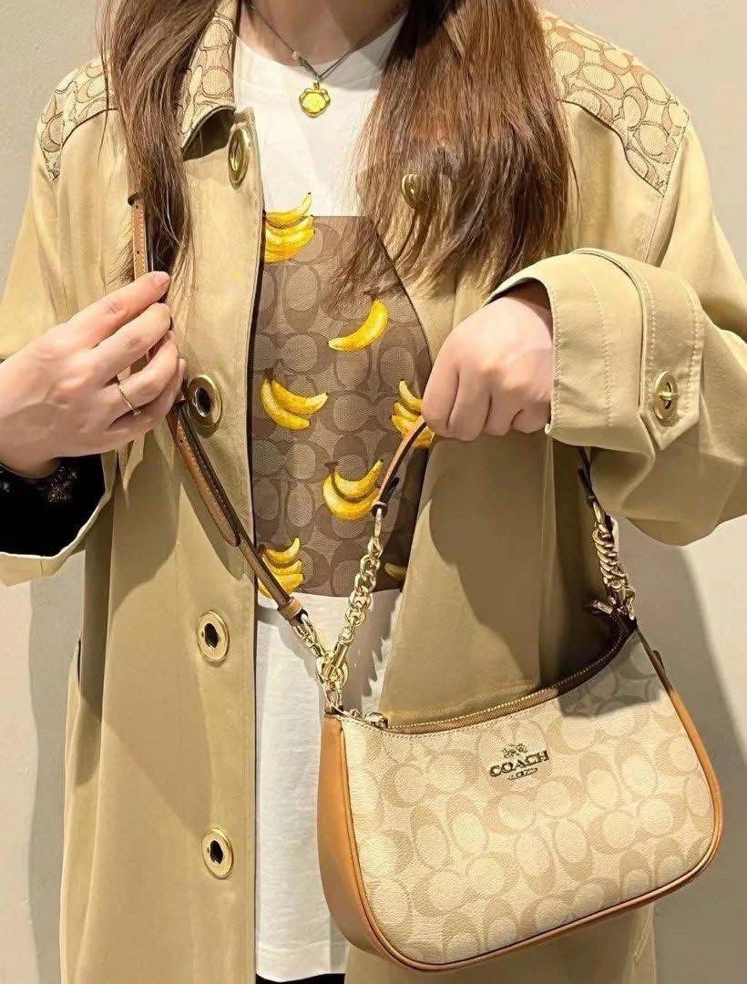 ‼️SALE‼️ Coach Teri (Category: Shoulder Bags) located in Binan City. Submitted by pinkykeenshop (Listing ID 1470108343, Image 2). Description: .