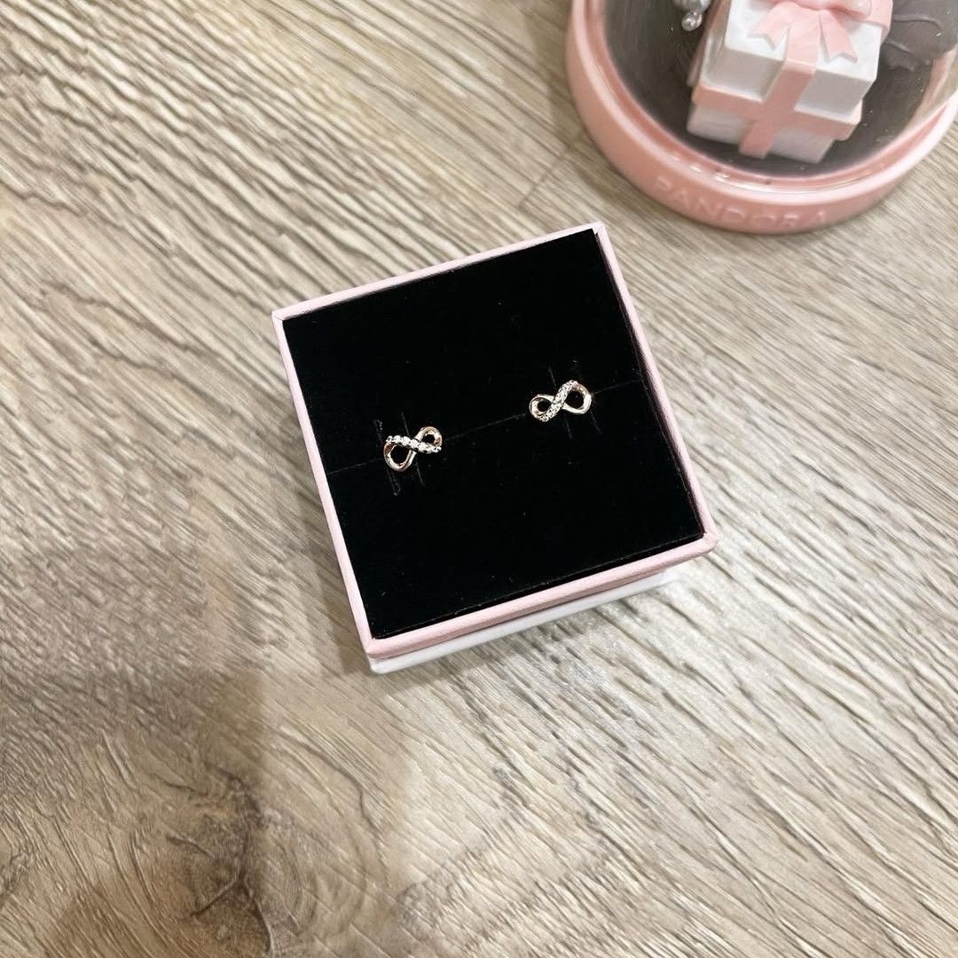 SALE❗Pandora Sparkling Infinity Stud Earrings (Category: Earrings) located in Manila. Submitted by badaloves_u (Listing ID 1469992809, Image 1). Description: - 💯 Authentic Pandora with Authenticity ALE marks - FREE Box and Paper bag 🛍️ - ✨ FREE Cleaning to any Pandora Store 🛵 LALAMOVE courier for same day delivery 🚚 J&T provincial courier.