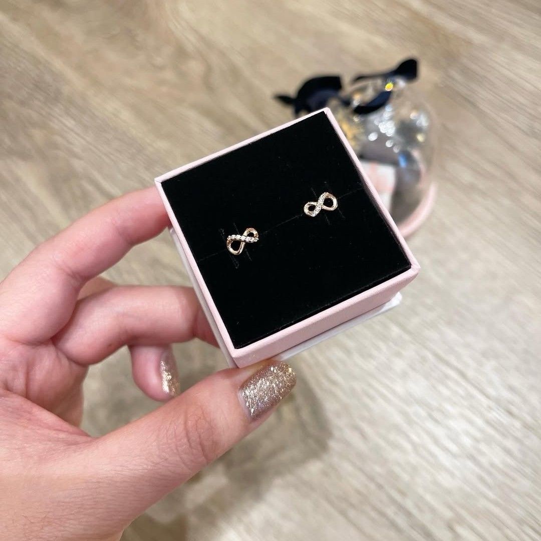 SALE❗Pandora Sparkling Infinity Stud Earrings (Category: Earrings) located in Manila. Submitted by badaloves_u (Listing ID 1469992809, Image 2). Description: - 💯 Authentic Pandora with Authenticity ALE marks - FREE Box and Paper bag 🛍️ - ✨ FREE Cleaning to any Pandora Store 🛵 LALAMOVE courier for same day delivery 🚚 J&T provincial courier.