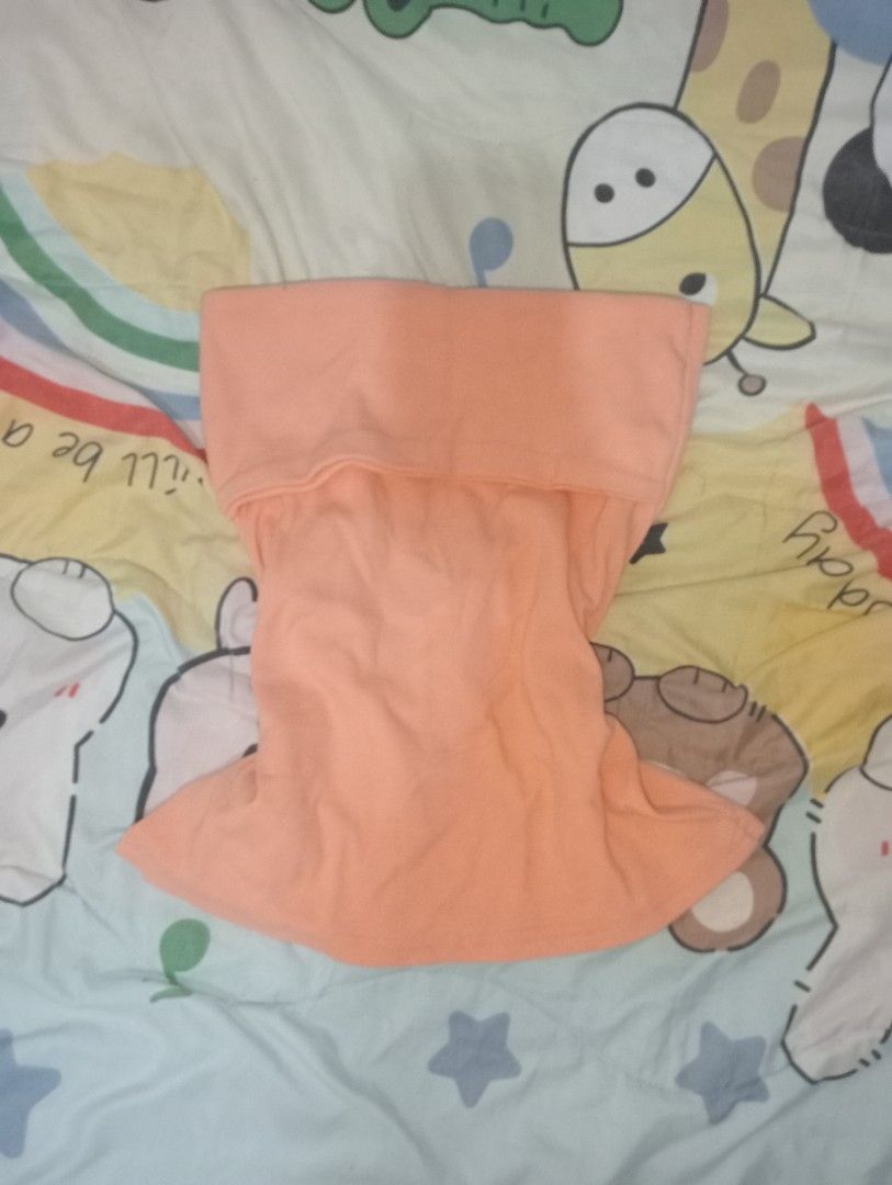 Salmon Tube Top (Category: Sleeveless) located in Pasay City. Submitted by elirouge (Listing ID 1470098789, Image 1). Description: not wearing anymore.