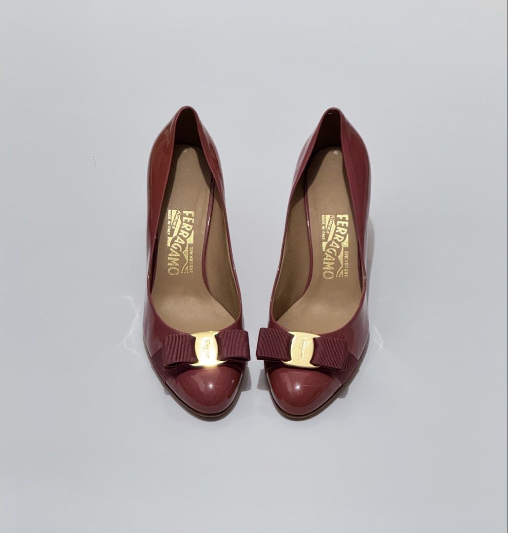 Salvatore ferragamo heels (Category: Heels) located in Quezon City. Submitted by byuklph (Listing ID 1470128954, Image 1). Description: Authentic 💯size37.5/24cm🦋 Excellent condition normal signs of used .