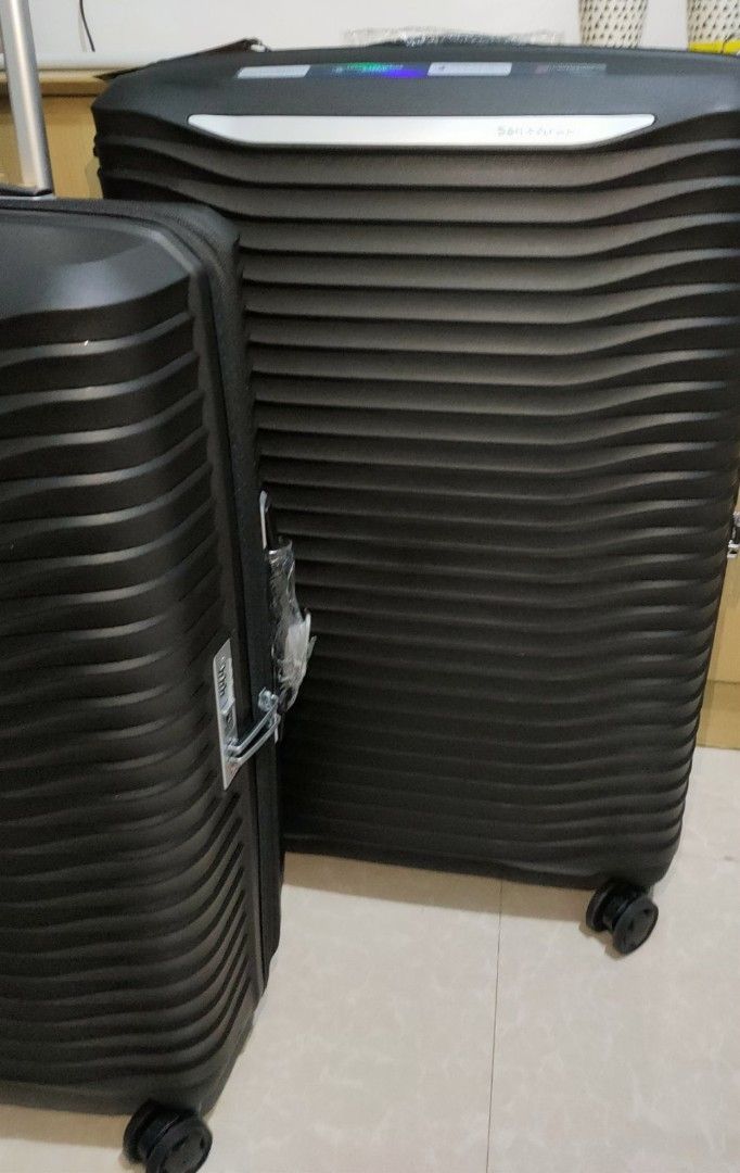 Samsonite Luggage BNEW (Category: Luggage) located in Manila. Submitted by vtravelite.18 (Listing ID 1469950225, Image 2). Description: Samsonite luggage bran new Price medium 11950 large 12,550 two sizes available medium and large color black super light weight TSA lock anti theft spinner smooth wheels impact resistant Note pass po Sa Kwentuhan at Hindi marunong mag reply pag nag inquire na Ng still available 😊 thank you.