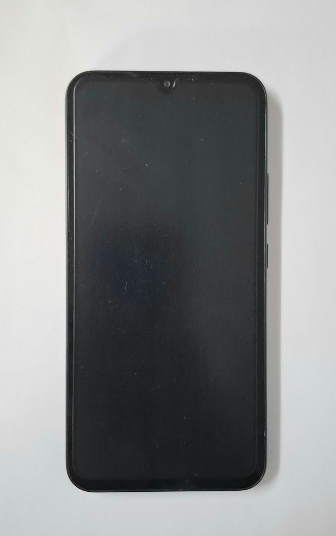 SAMSUNG GALAXY A34 5G (Category: Samsung) located in Pasig City. Submitted by jjjshoppe (Listing ID 1470129637, Image 2). Description: Samsung A34 5G RAM: 8GB Storage: 128GB SIM1: Smart lock SIM2: Open line Condition: in good working condition, all working, no amoled burn and no repair history Others: unit only, tempered glass installed.