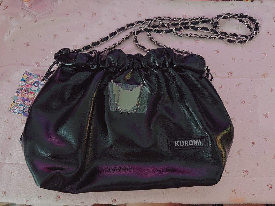 Sanrio Kuromi Metallic Drawstring Shoulder Bag (Category: Shoulder Bags) located in Bacolod City. Submitted by kyotori (Listing ID 1470115591, Image 2). Description: can fit your everyday needs~ feel free to send an offer! 📍 𝘭𝘰𝘤𝘢𝘵𝘪𝘰𝘯: 𝘣𝘢𝘤𝘰𝘭𝘰𝘥 𝘤𝘪𝘵𝘺 🍡 𝘱𝘢𝘺𝘮𝘦𝘯𝘵: 𝘣𝘥𝘰, 𝘨𝘤𝘢𝘴𝘩, 𝘮𝘢𝘺𝘢, 𝘨𝘰𝘵𝘺𝘮𝘦 🎁 𝘴𝘩𝘪𝘱𝘱𝘪𝘯𝘨 𝘤𝘰𝘶𝘳𝘪𝘦𝘳: 𝘧𝘭𝘢𝘴𝘩 𝙣𝙤 𝙧𝙪𝙨𝙝 𝙨𝙝𝙞𝙥𝙥𝙞𝙣𝙜, 𝙧𝙚𝙩𝙪𝙧𝙣𝙨, 𝙘𝙖𝙣𝙘𝙚𝙡𝙡𝙖𝙩𝙞𝙤𝙣,