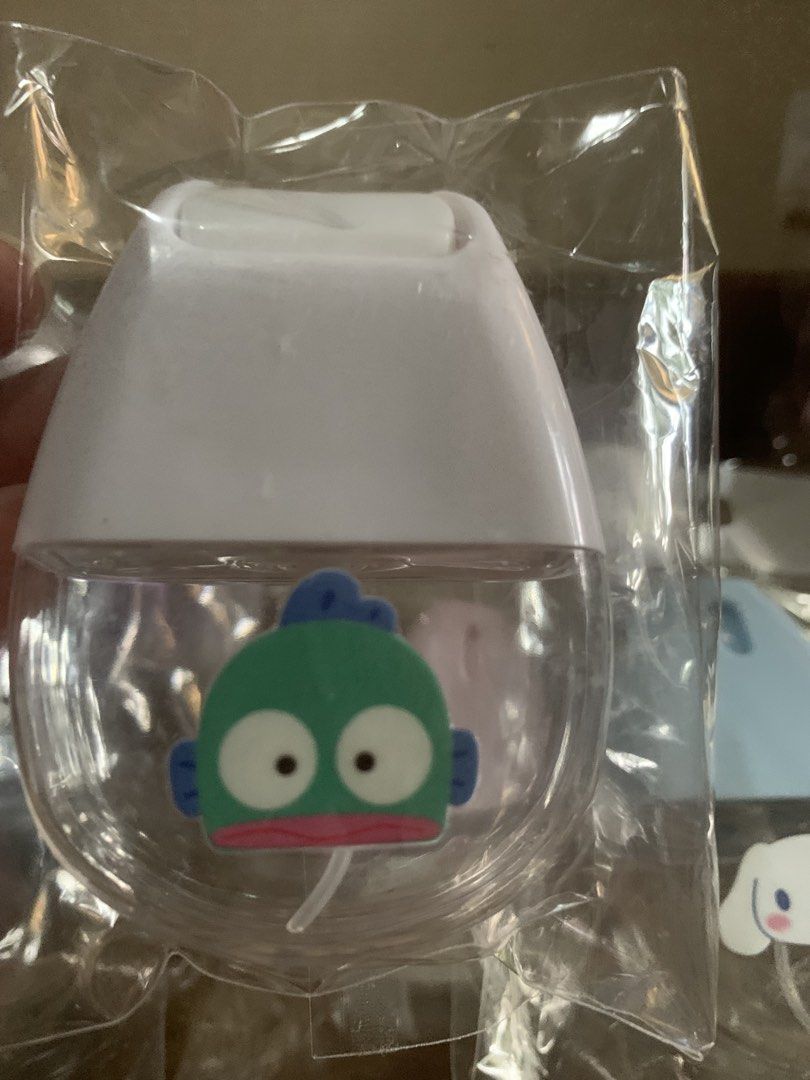 Sanrio Mini-sprayer 3x200 pesos (Category: Sanitizers & Disinfectants) located in Valenzuela. Submitted by simplyolive85 (Listing ID 1469980976, Image 2). Description: Sanrio mini alcohol sprayer 3 for 200 pesos .