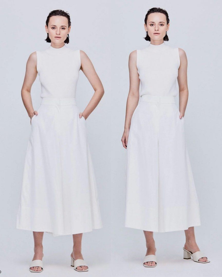 Sans & Sans WIDE LEG CULOTTES (retail 4k) (Category: Other Bottoms) located in Manila. Submitted by hellothere2012 (Listing ID 1470070591, Image 1). Description: Flare leg cut Dropped crotch Front hidden hook and eye zipperfly fastening Side inserted pockets Partial elasticated back waist Back faux single welt pocket Top-stitched cuffs finishing 70% Polyester, 27% Cotton, 3% Spandex PRODUCT CODE: 99-2429PL Measurement in INCHES, 1 INCH : 2.54CM P