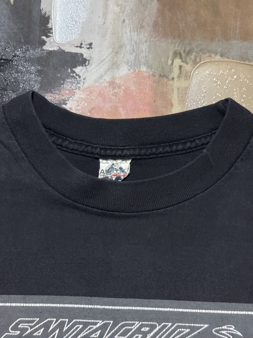 Santa Cruz y2k (Category: Tshirts & Polo Shirts ) located in Las Pinas. Submitted by thrftmnl. (Listing ID 1469965527, Image 3). Description: Y2k Santa Cruz Size: Medium Dimes Width: 20.5 Length: 27 Issue: .