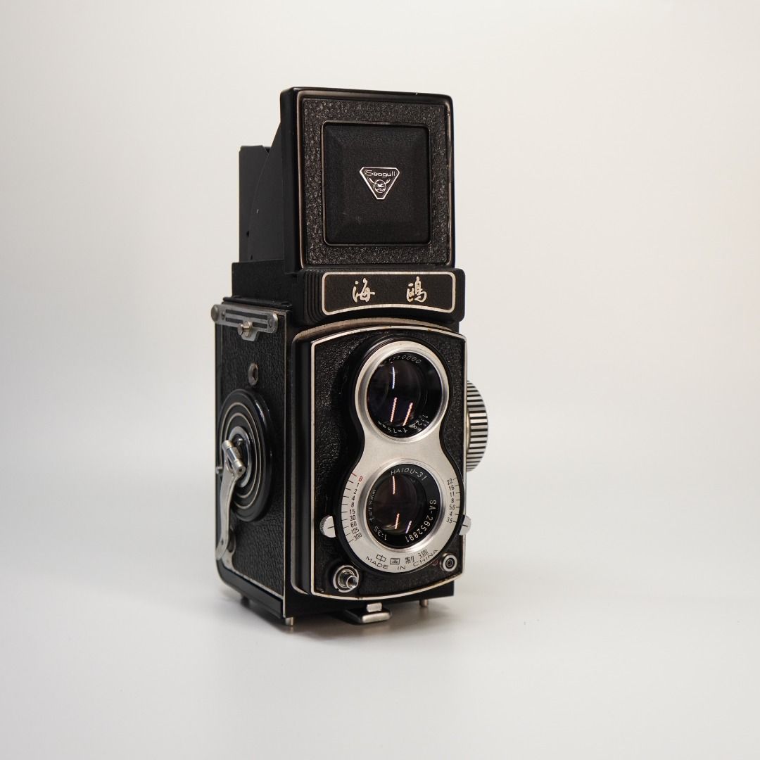 SEAGULL 4A — 120 MEDIUM FORMAT TLR FILM CAMERA (Category: Cameras) located in Las Pinas. Submitted by retrocameraph (Listing ID 1470074267, Image 3). Description: 📸 SEAGULL 4A — 120 MEDIUM FORMAT TLR FILM CAMERA Experience the timeless charm of medium-format film photography with the Seagull 4A! 🇨🇳✨ Its classic twin-lens reflex design, waist-level viewfinder, and beautiful square-format images make every shot feel intentional. ✨ WHY YOU’LL LOV