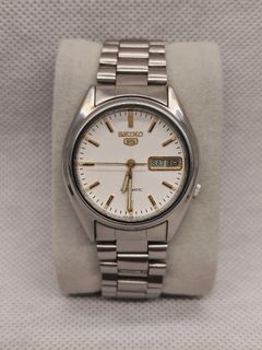 (Category: ) located in . Submitted by timepiece-and-co (Listing ID 1469947650, Image 1). Description: .