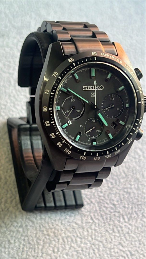 SEIKO PROSPEX SPEEDTIMER SSC917 (NIGHT VISION) (Category: Men's Watches) located in Manila. Submitted by itsmemark26 (Listing ID 1470062425, Image 3). Description: SEIKO PROSPEX SPEEDTIMER SSC917 (NIGHT VISION ) PRE OWNED PRISTINE CONDITION COMPLETE SET OUTER BOX WHITE INNER BOX MANUAL BOOKLET STAMP CARD RECEIPT EXTRA LINKS 9.5 / 10 CONDITION 24,999 BEST VALUE FOR THE WATCH CONDITION 📍SAN ANDRES BUKID MANILA.