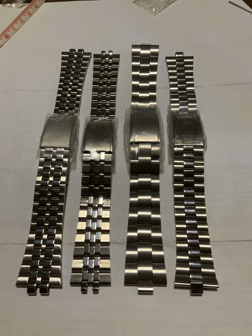 Seiko Steel Watch Bracelet Strap (Category: Men's Watches) located in Manila. Submitted by happy564 (Listing ID 1470072434, Image 2). Description: - Authentic Seiko stainless steel watch bracelet - Classic metal link design with signed clasp - Measures approximately 15 cm long - Solid links with a secure folding clasp mechanism - Ideal standard replacement band for Seiko timepieces.