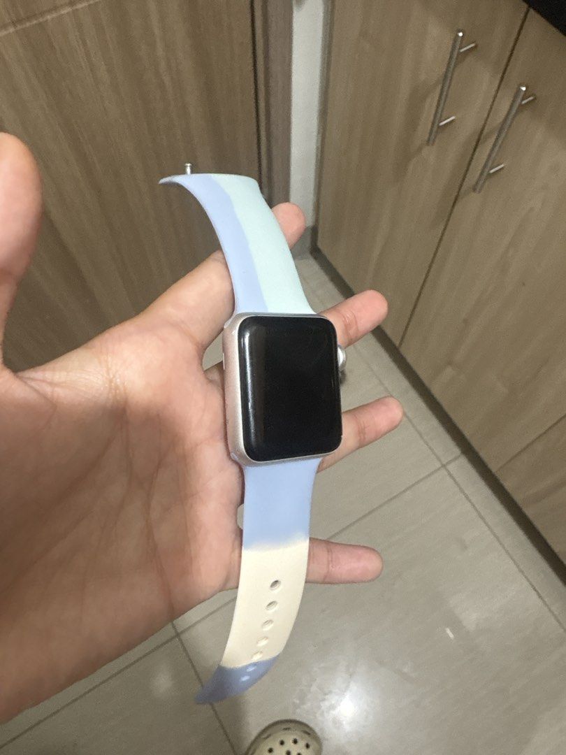 Series 3, second hand Apple watch (Category: Wearables & Smart Watches) located in Manila. Submitted by rodriguesyb (Listing ID 1469995589, Image 1). Description: Series 3 Apple watch - includes strap - includes charger cord .