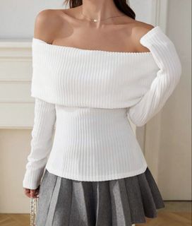 (Category: ) located in . Submitted by buymiclothes.47 (Listing ID 1470103572, Image 1). Description: .