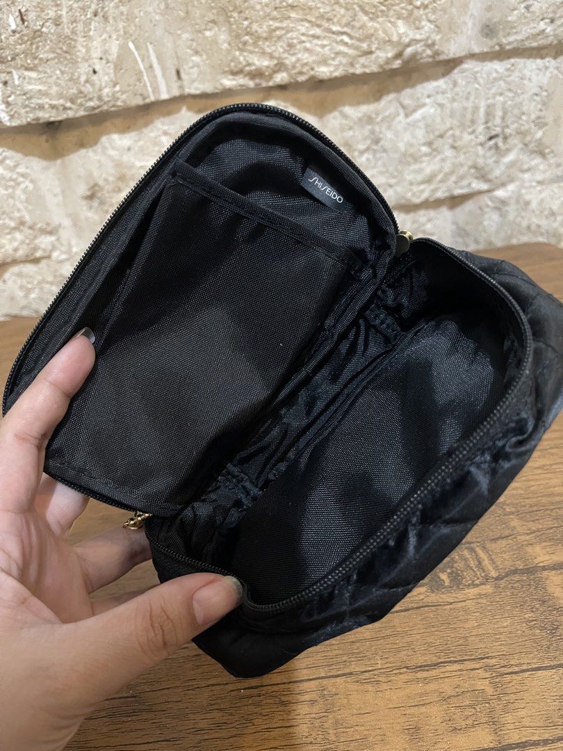 shiseido pouch (Category: Purses & Pouches) located in San Fernando. Submitted by japansurpluselyu (Listing ID 1470059625, Image 3). Description: .