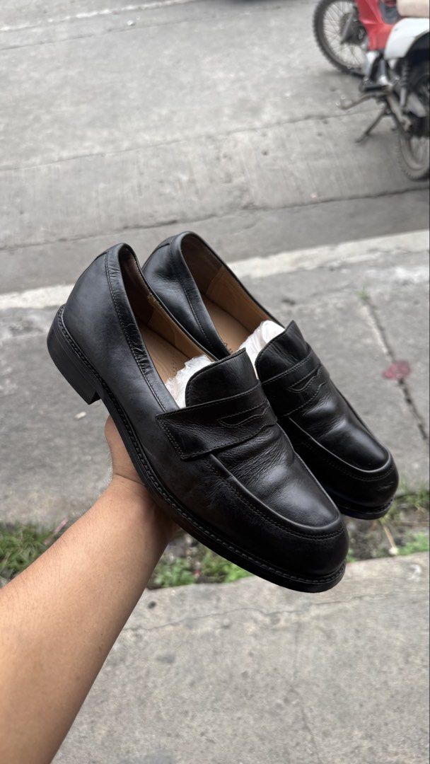 Shoopen loafers (Category: Dress Shoes) located in Koronadal. Submitted by johnapolen99551 (Listing ID 1470070643, Image 2). Description: In good condition Ship nationwide ✈️.