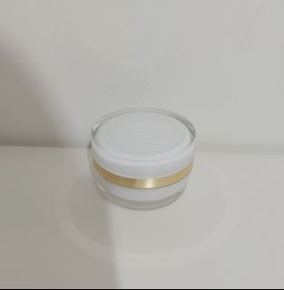 （分類：）位於 。 由 sunflowers012 提交（商品編號 1469986231，圖片 1）。簡介： 。