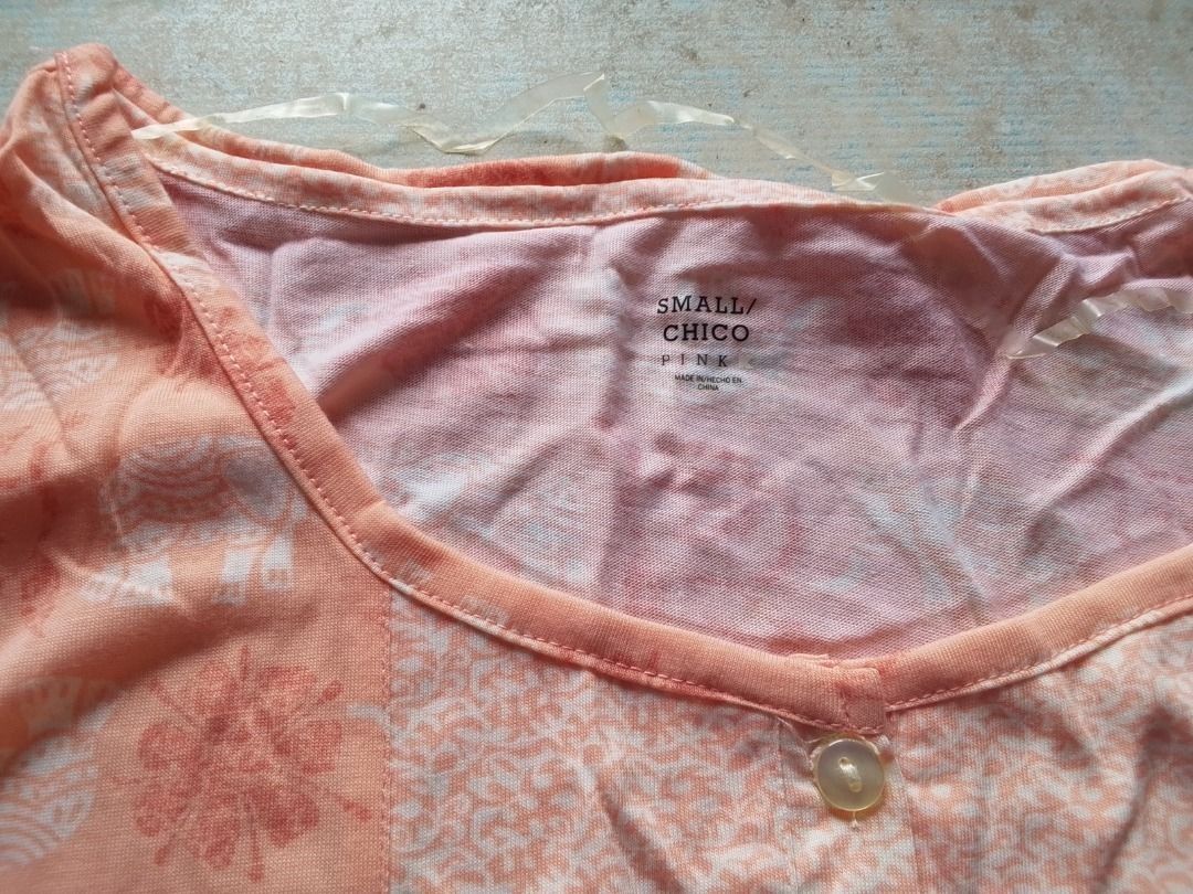 Sleepwear US BNEWTAG (Category: Undergarments & Loungewear) located in Los Banos. Submitted by mania-62906 (Listing ID 1470029969, Image 3). Description: BNEWTAG tops bottom Bnew yet no tags. Bought in a dept store selling US surplus. US small .