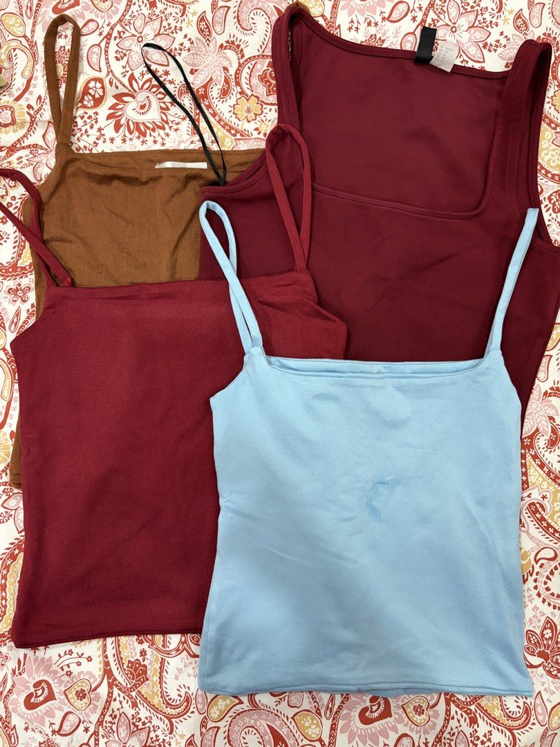 Sleeveless basic tops bundle (Category: Sleeveless) located in Lipa City. Submitted by best_cupcakes (Listing ID 1469961550, Image 1). Description: flawed yung sky blue top.