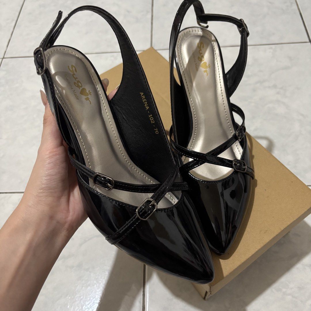 Slingback Stiletto Black heels (Category: Heels) located in Caloocan City. Submitted by declutter.cal (Listing ID 1470122978, Image 3). Description: Bought for 999 (trinoma), selling it low Never been used, bnew Marikina made.