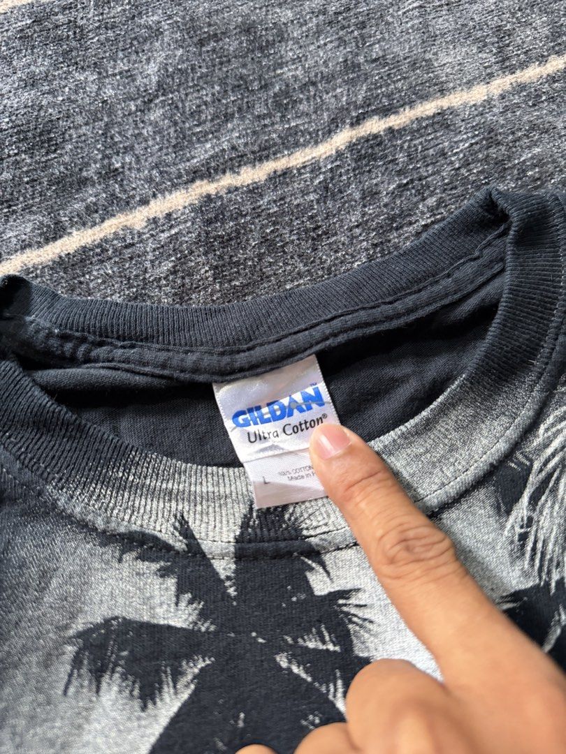 Sloppy joes motor longsleeve (Category: Activewear) located in Batangas. Submitted by robertlopezigaya (Listing ID 1469983062, Image 3). Description: Sloppy joes motorcycle longsleeve Size L No issue Excellent.