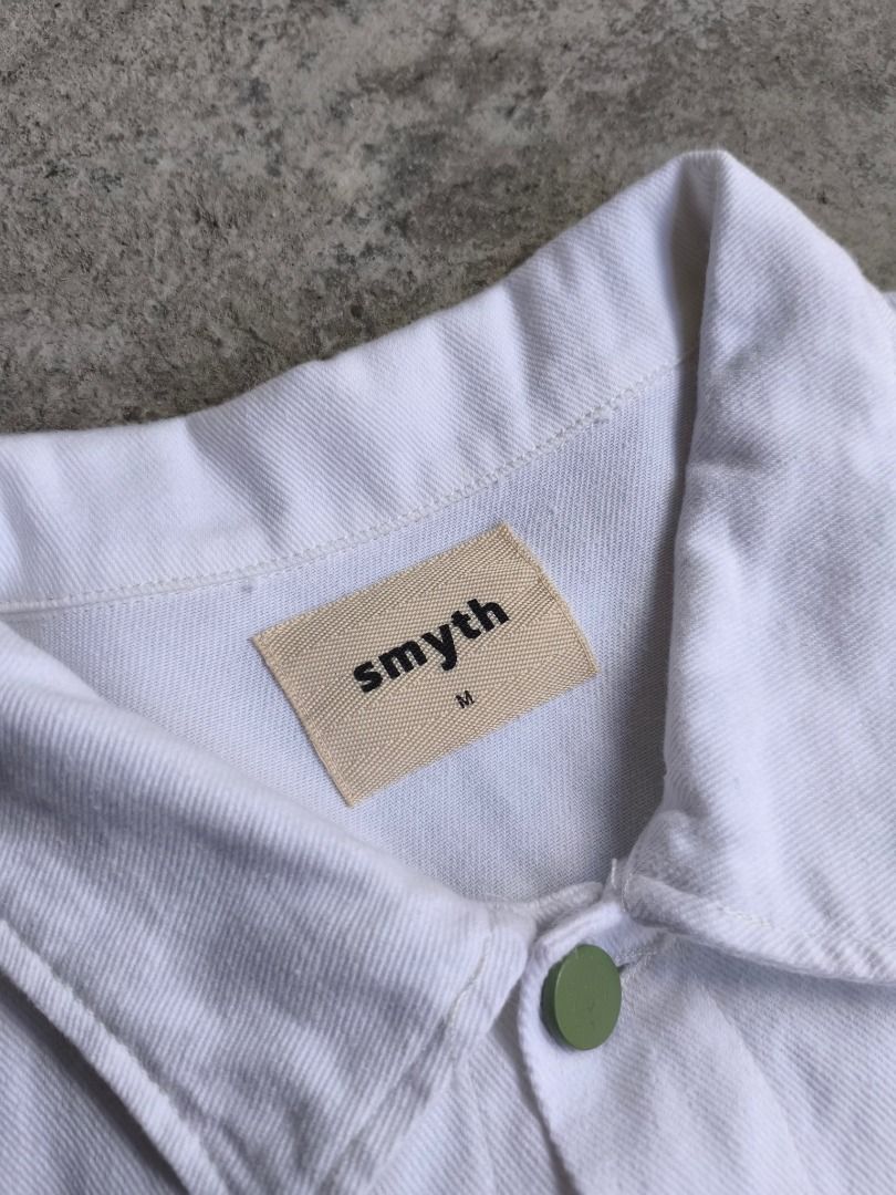 Smyth Contrast Drawstring Lapel Jacket (Aelfric Eden Alternative) (Category: Coats, Jackets and Outerwear) located in Cavite. Submitted by benta.ni.jm (Listing ID 1470026040, Image 2). Description: Size: M Dimensions: 22.5x25 Condition: 10/10 Color Rate: 10/10 Issue: 📩📩📩.