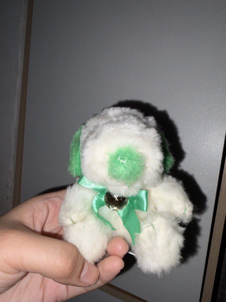 Snoopy Rare Green Small Plush Toy (Category: Plushies & Soft Toys) located in Pateros City. Submitted by flukycharms (Listing ID 1470137302, Image 1). Description: .