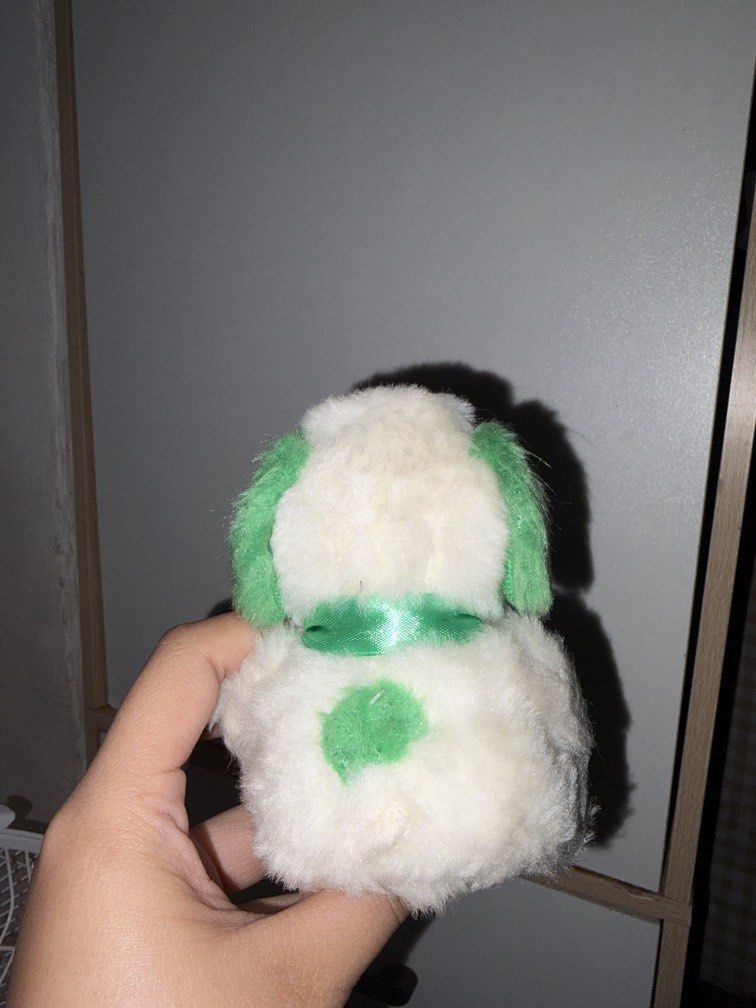 Snoopy Rare Green Small Plush Toy (Category: Plushies & Soft Toys) located in Pateros City. Submitted by flukycharms (Listing ID 1470137302, Image 3). Description: .