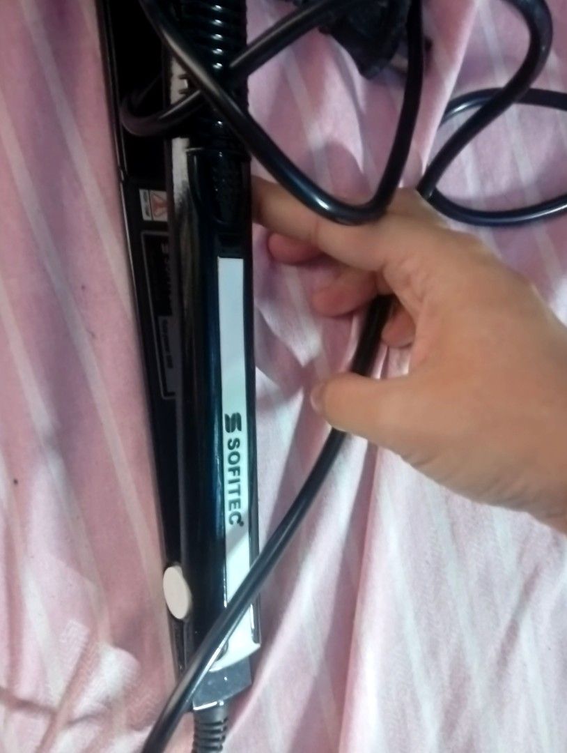 Sofitec Hair Straightener (Category: Hair) located in Manila. Submitted by blairepreloved (Listing ID 1470134053, Image 3). Description: - Working perfectly - No box na - Last price posted Sorry for the low quality pics.