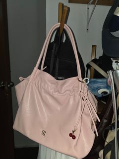 (Category: ) located in . Submitted by elle3114 (Listing ID 1469955796, Image 1). Description: .