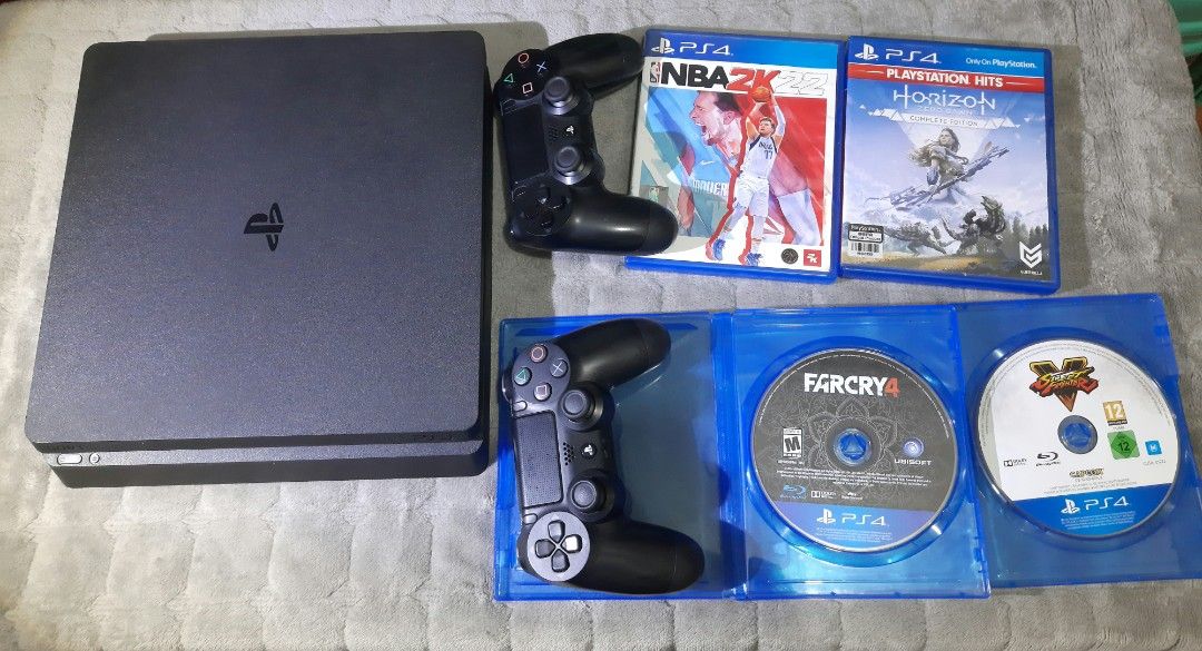 Sony PS4 Slim 500gb 4 games 2 controllers (Category: PlayStation) located in Quezon City. Submitted by ZeldaMACcloud (Listing ID 1469951745, Image 1). Description: sale Or Swap Only sa ( di naka jailbreak na Nintendo switch Oled with Game Cart) or Sa Nintendo switch V2 + cash or Gamescarts. Sony Playstation 4 Slim 500gb in very Good working condition no defect no repair not jailbreak software firmwire 13.50 ready to use included 2 Controllers 4 C