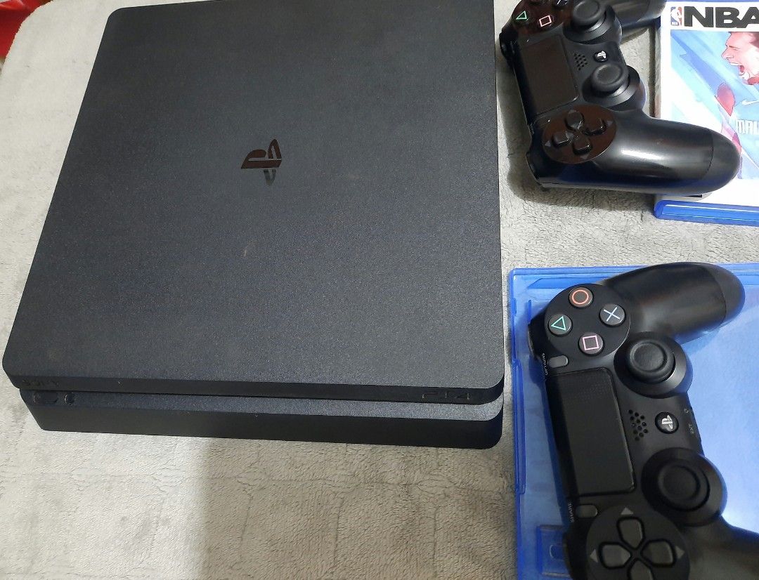 Sony PS4 Slim 500gb 4 games 2 controllers (Category: PlayStation) located in Quezon City. Submitted by ZeldaMACcloud (Listing ID 1469951745, Image 3). Description: sale Or Swap Only sa ( di naka jailbreak na Nintendo switch Oled with Game Cart) or Sa Nintendo switch V2 + cash or Gamescarts. Sony Playstation 4 Slim 500gb in very Good working condition no defect no repair not jailbreak software firmwire 13.50 ready to use included 2 Controllers 4 C