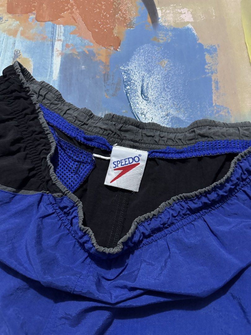 Speedo swim shorts (Category: Shorts) located in Las Pinas. Submitted by thrftmnl. (Listing ID 1469963106, Image 2). Description: Speedo swim shorts Size: Large Dimes Width: 34-40 Length: 18 Issue: slight loose waist band.
