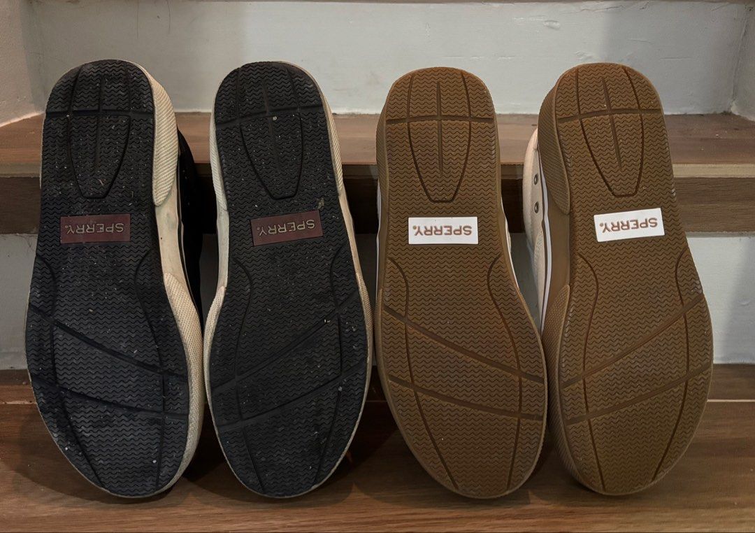 Sperry Men 8.5 (Category: Sneakers) located in Kawit. Submitted by ck.ph (Listing ID 1469977611, Image 2). Description: 2500 for both Black - well used Off white - unused (excess glue on tip see photo 3 Location: noveleta cavite Decluterring.