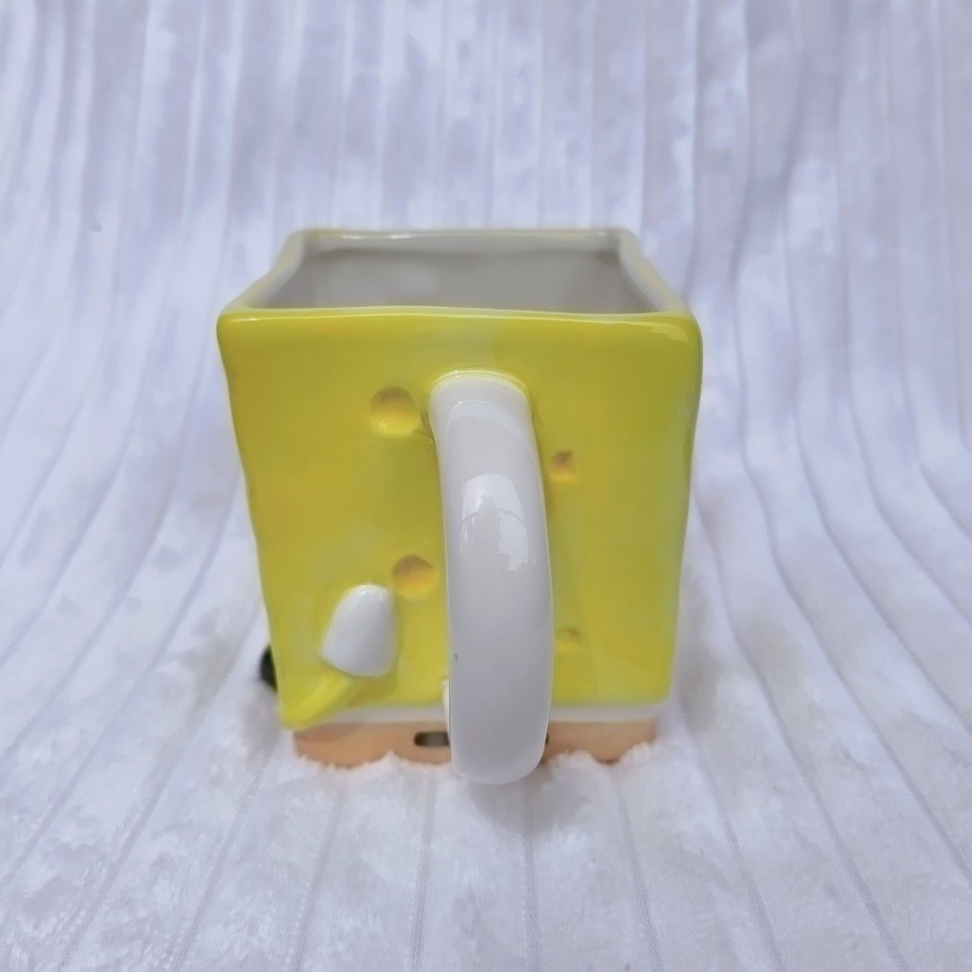 SPONGE BOB MUG (Category: Coffee & Tea Tableware) located in Bontoc. Submitted by shaneebhee (Listing ID 1469959043, Image 2). Description: 💛 SPONGE BOB MUG 💛 💰 ₱350.oo ✅ Available on hand 📦 Ready to ship ✨ No cracks or crazing! 👉 With tiny chip 📍 Bontoc, Mt. Province 💚 GCash payment only 📦 Nationwide shipping via J&T Express 🕰️ Luzon: 2–3 days | VisMin: 3–7 days 🚚 Shipping fee c/o buyer ❌ No COD — payment first po..