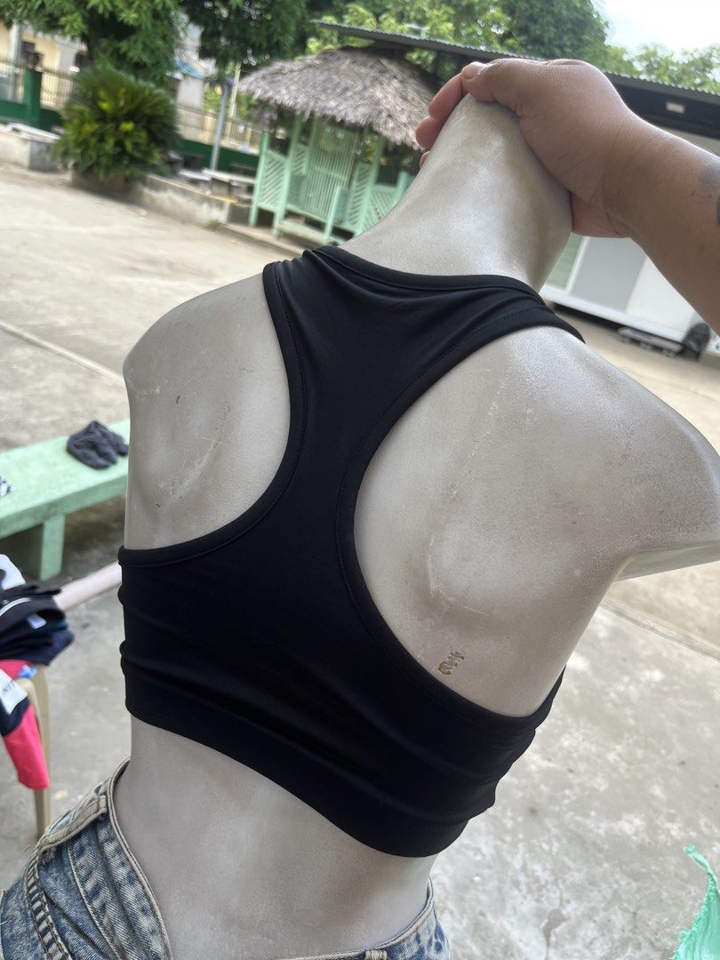 Sports bra (Category: Activewear) located in Cagayan de Oro. Submitted by kairothegreat (Listing ID 1469972486, Image 2). Description: .