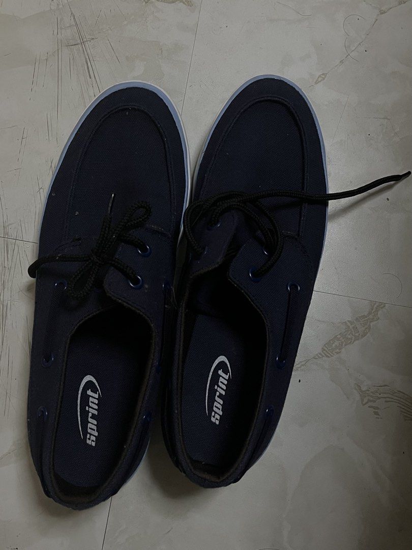 Sprint Size 7 Men’s Shoes Dark Blue (Category: Casual Shoes) located in Manila. Submitted by vincentzoes (Listing ID 1470058347, Image 1). Description: Only used once, accepts gcash and please shoulder the lalamove. From qc project 8, dark blue shoes..