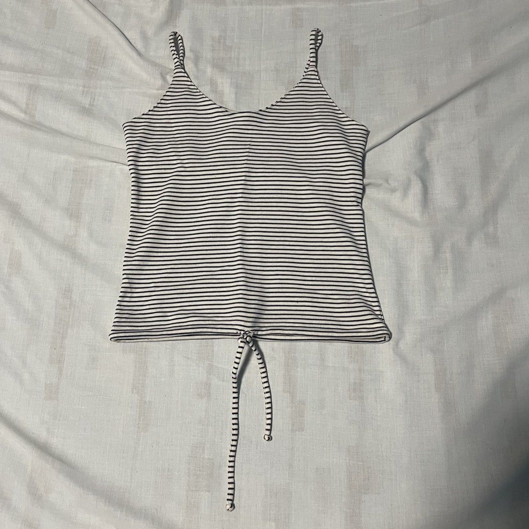Striped Cami Tank Top with Drawstring Hem (Category: Sleeveless) located in San Ildefonso. Submitted by rgdeclutters (Listing ID 1470004490, Image 3). Description: L - 15" W - 15".