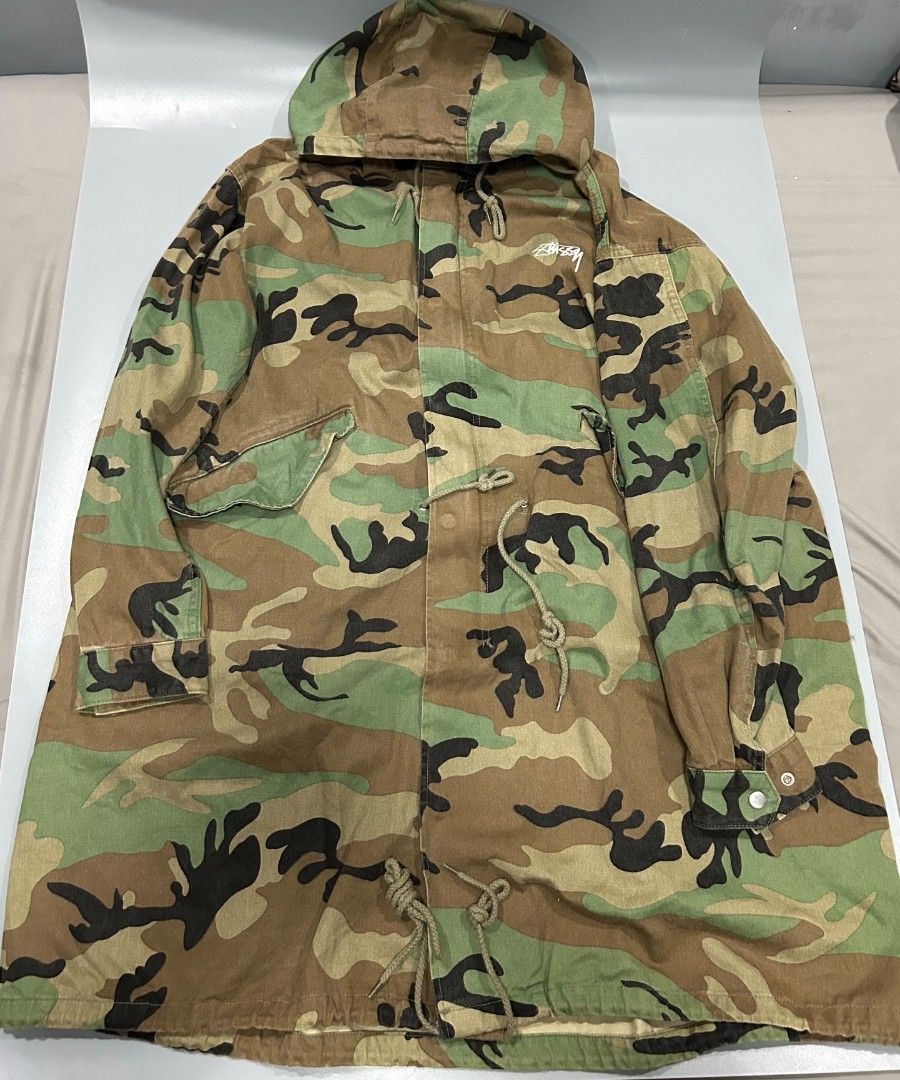 Stussy camou long jacket (Category: Coats, Jackets and Outerwear) located in Santa Rosa. Submitted by _ba_mo_si_ (Listing ID 1470141325, Image 3). Description: Size medium 28 width 40 length Plus sf Dm.