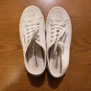 (Category: ) located in . Submitted by ianne.declutter (Listing ID 1470067908, Image 1). Description: .