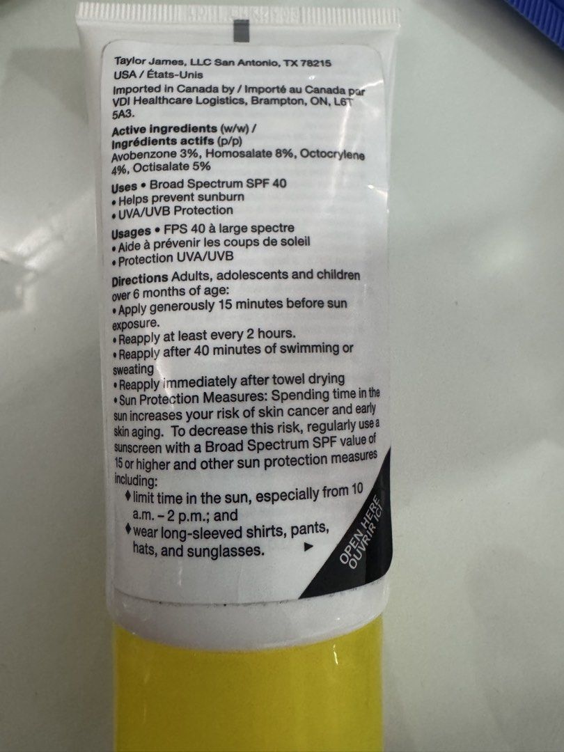 Supergoop Unseen Sunscreen SPF 40 73.9 mL (Category: Face Care) located in Manila. Submitted by decluterthings888 (Listing ID 1469961544, Image 2). Description: - Brand: Supergoop - Product: Unseen Sunscreen Broad Spectrum SPF 40 - Size: 73.9 mL tube 80-90% LEFT - Protection: Prevents sunburn and shields against UVA/UVB rays - Active Ingredients: Avobenzone, homosalate, octocrylene, and octisalate - Feature: 40 minutes water-resistant, weightless