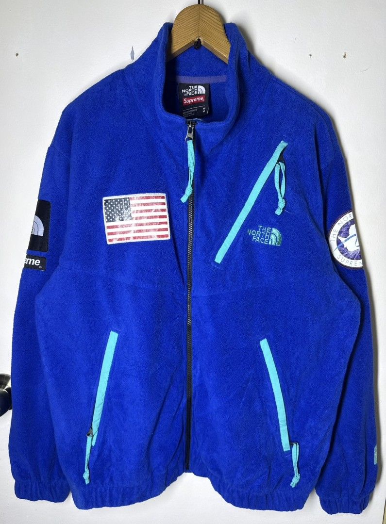 SUPREME/THE NORTH FACE EXPEDITION FLEECE (Category: Coats, Jackets and Outerwear) located in Manila. Submitted by lunaras_declutter (Listing ID 1470106582, Image 3). Description: EXCELLENT CONDITION MINIMAL SIGN OF USAGE.