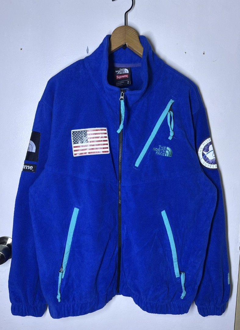 SUPREME/THE NORTH FACE EXPEDITION FLEECE (Category: Coats, Jackets and Outerwear) located in Manila. Submitted by lunaras_declutter (Listing ID 1470106582, Image 2). Description: EXCELLENT CONDITION MINIMAL SIGN OF USAGE.