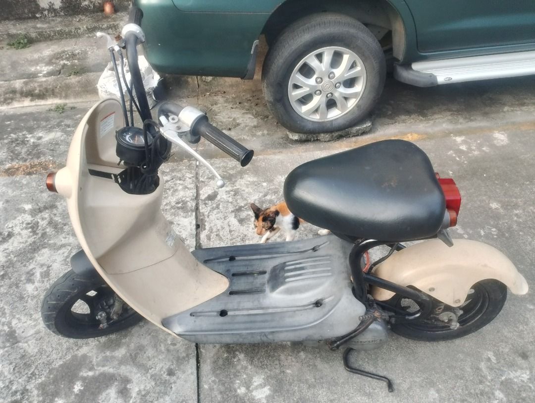 Suzuki Choi nori (Category: Motorbikes for Sale) located in Caloocan City. Submitted by jojieto.olxer (Listing ID 1469957322, Image 3). Description: Suzuki Choi nori 49cc automatic scooter Japanese scooter No registration needed No driver's license needed Easy to use, reliable ride Marikina area Personal pickup or lalamove 17,500 pinch of discount upon testing.