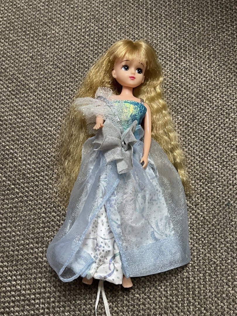 Takara japan Doll (Category: Everything Else Others) located in Guiguinto. Submitted by ambershelb75728 (Listing ID 1469997771, Image 1). Description: .