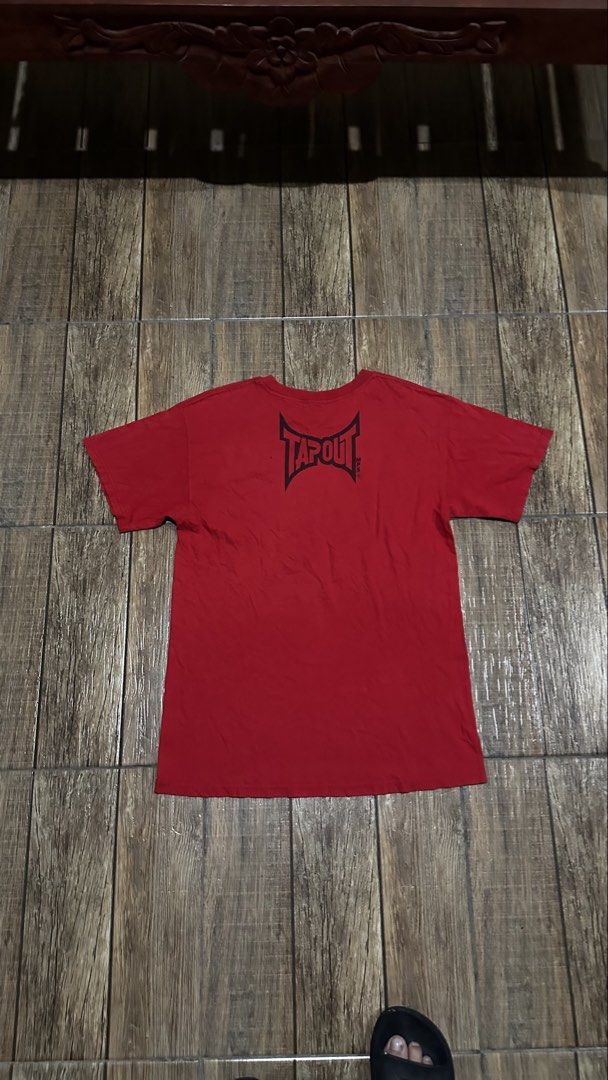 TAPOUT Y2K SHIRT (Category: Tshirts & Polo Shirts ) located in Manila. Submitted by urban.vintage (Listing ID 1470070852, Image 2). Description: : PINHOLE (NEED WASH) MOP :GCASH (NO COD) SHIP VIA: LALAMOVE & J&T LOCATION: PASIG CITY LENGTH: 29 WIDTH :21.