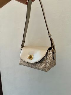 (Kategori: ) berada di . Dikirim oleh cooldolphin_f69361 (ID iklan 1470126219, Gambar 1). Deskripsi: .